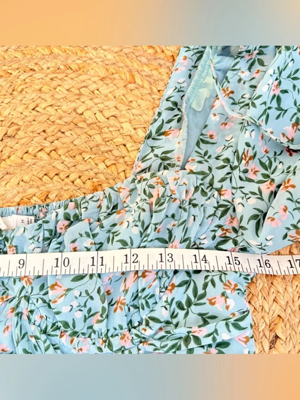 🌾‎ ASTR Blue Floral Puff Sleeve Peplum Blouse